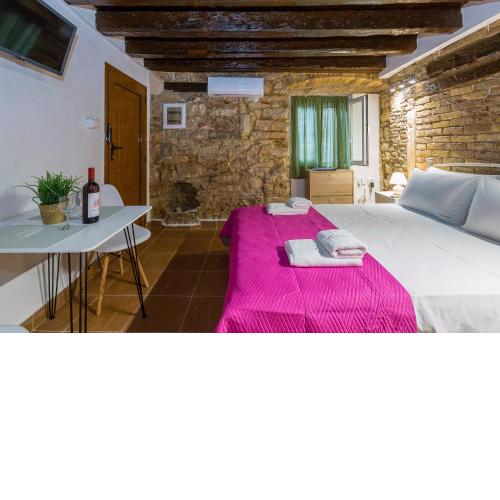 Venetian Sterna Casa