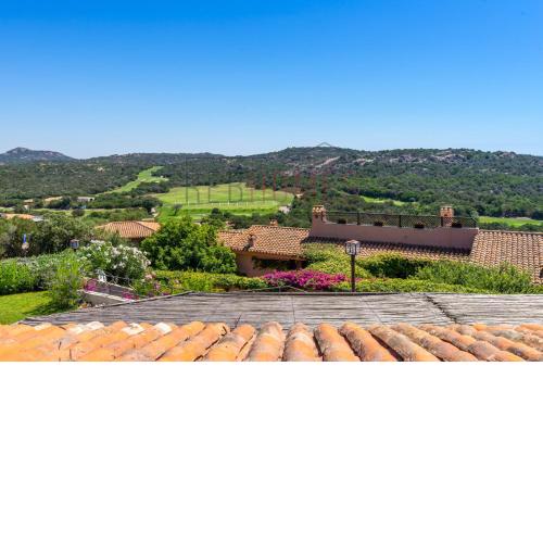 Vento Verde. Caposchiera villa with stunning views of the Golf and Cala di Volpe