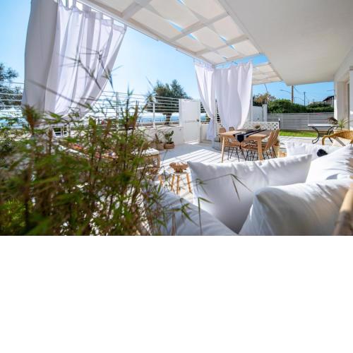 Vera's White Pearl Apartment Sea View - SiciliaVacanza