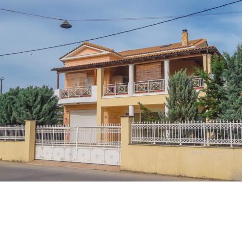 Verns Apartments