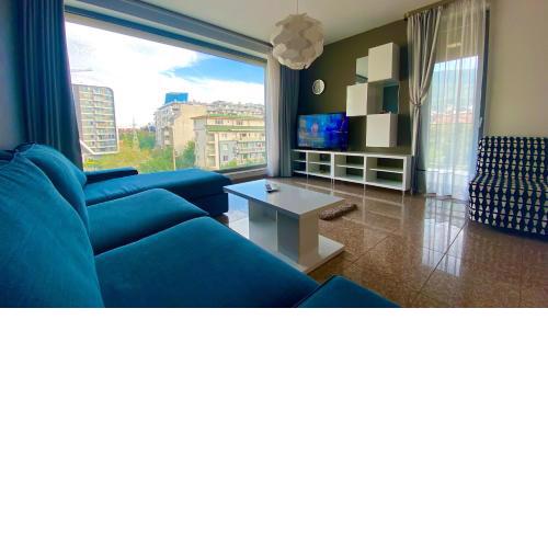 Vertigo Huge Apartment & Parking