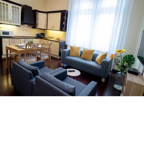 Very central home with fresh design and A/C