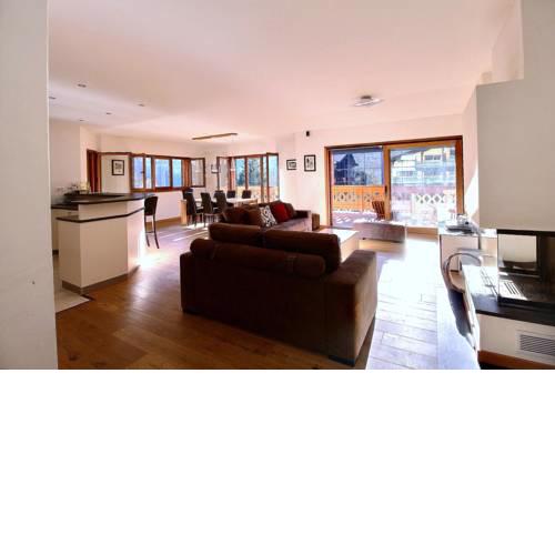 Very nice 4.5 rooms at 100m from the cableway
