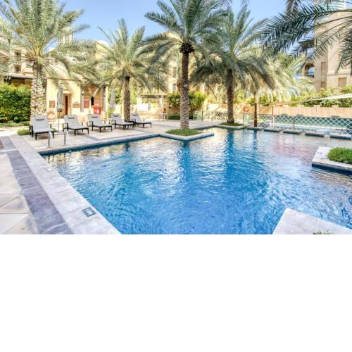 Vibrant One Bed, 5 mins walk to Dubai Mall, Burj