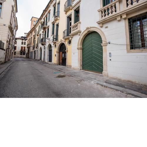 Vicenza Holiday SS Apostoli