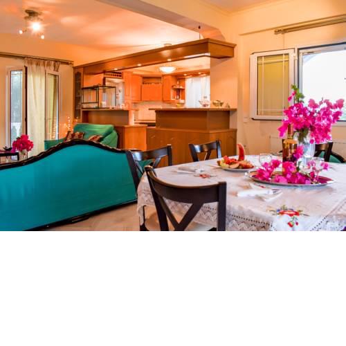 Vicky's Village House