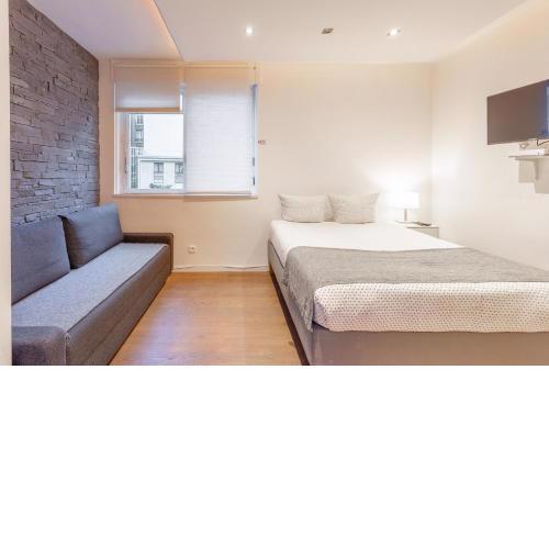Victor Hugo Flat