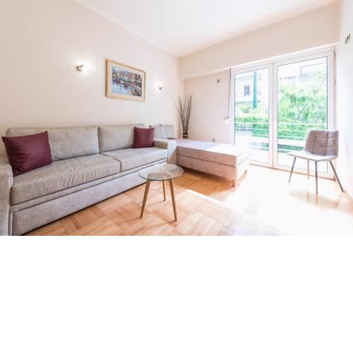 Victoria Familia Apartments
