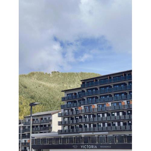 Victoria Hotel & Residence