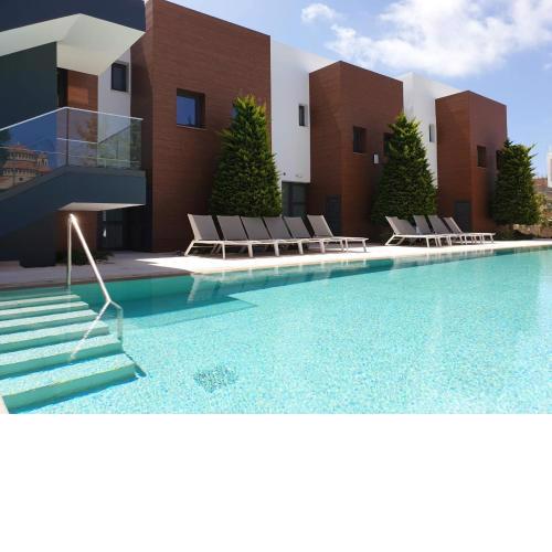 Victoria Suites