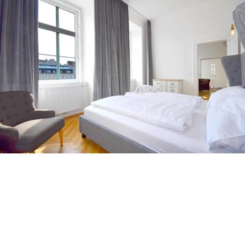 Vienna Residence | Lucid and modern apartment right at the famous Naschmarkt