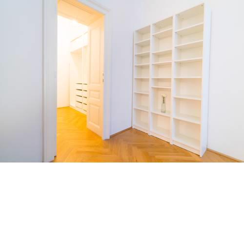 Vienna Residence | Superbly located business apartment with plenty of storage space