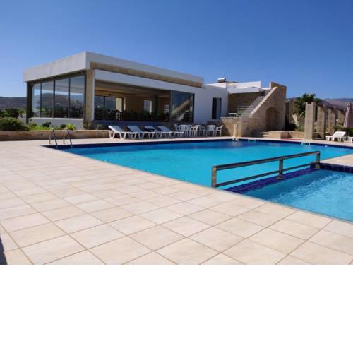 Viglia Beach Apartments