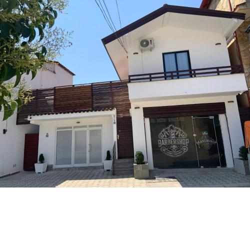 VILA 32