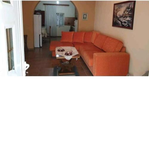 Vila Boboshtica 1
