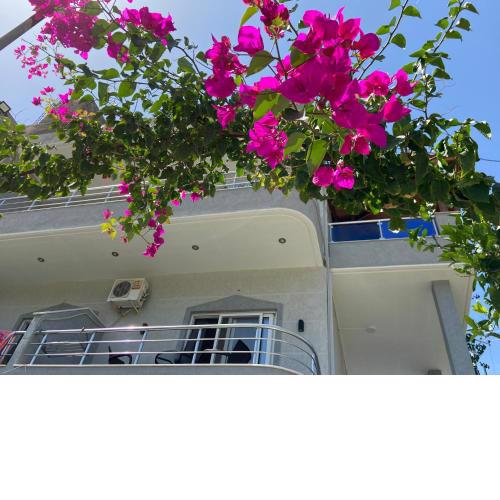 Vila Bodini Himare