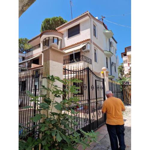 Vila Golem