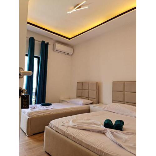 Vila Lazri