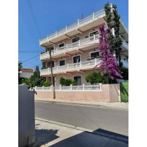 Vila Lika Durres
