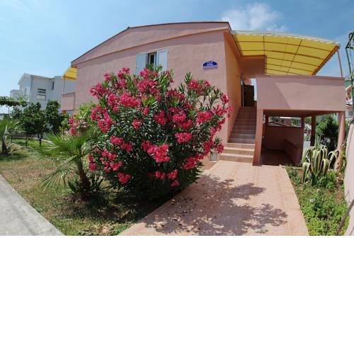 Vila Montenegro