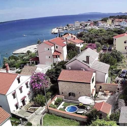 Vila Nerezine