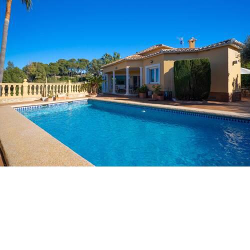 Vila-real Villa Sleeps 6 with Pool Air Con and WiFi