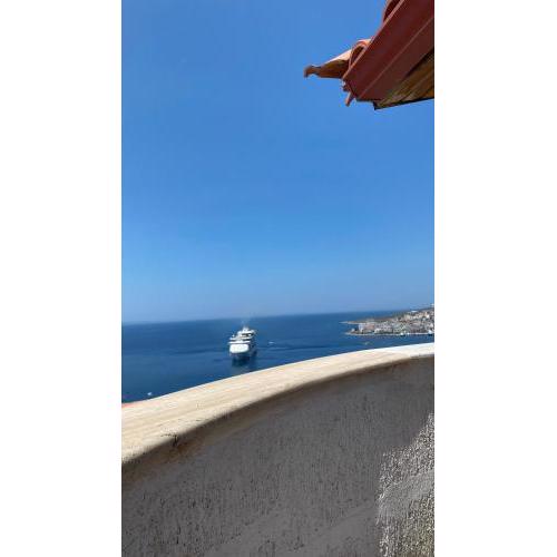 Vila Tani 2 Panorama with a view of the Ionian Sea, the City of Saranda and Corfu