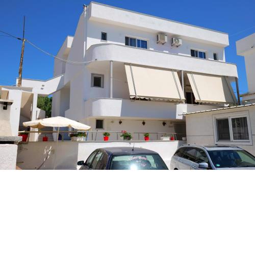 Vila Xhafa
