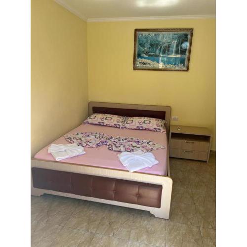 Vila Xhengo