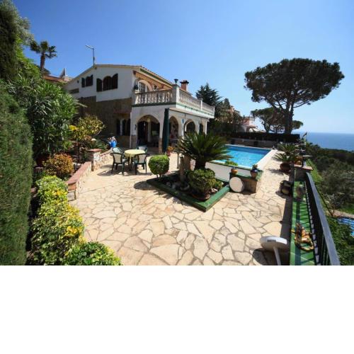 Villa - 3 Bedrooms with Pool and Sea views young people group not allowed - 08023