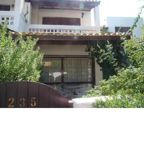 VILLA 235 . EPARCHIAKI ODOS ERMIONIS -GALATAS