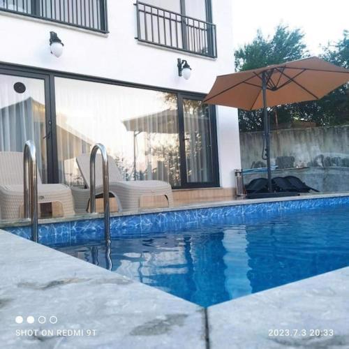 Villa 2