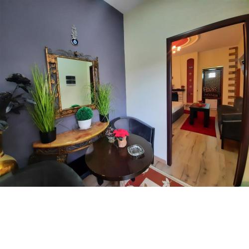 VILLA 53