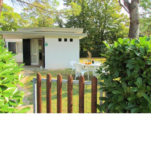 Villa 8 Guests Near the Beach - Air Conditioning - Private Garden - Beach Place
