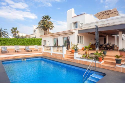 Villa Abbas