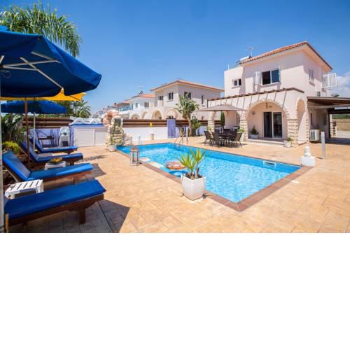 Villa Adamantia