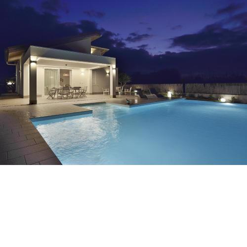 VILLA ADEL CON PISCINA PRIVATA