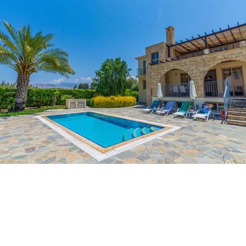 Villa Adonis - Sandy Beach Polis