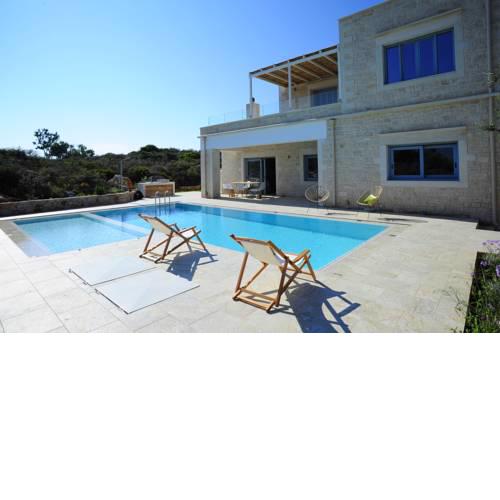 Villa Aeriko