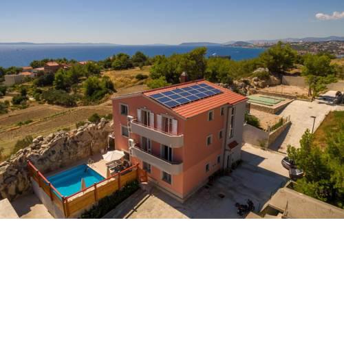 Villa Ajduk