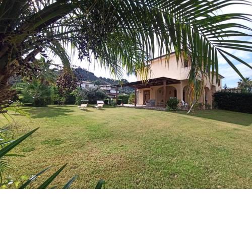 Villa al Mareluna Village