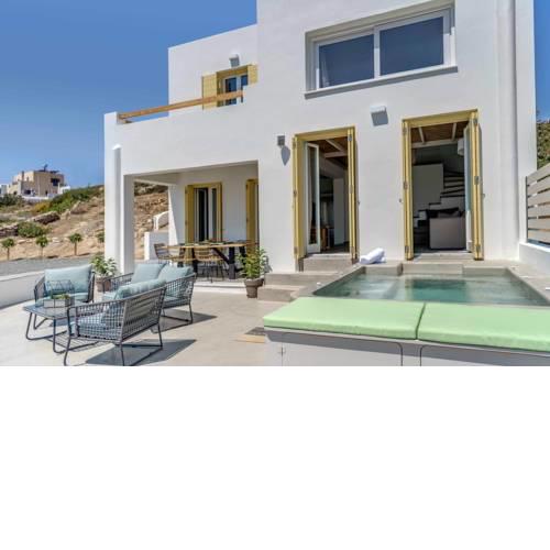 Villa Alba in Syros with private Jacuzzi