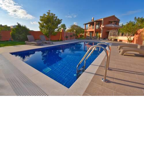 Villa Alex