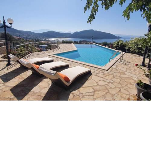 Villa Aliki
