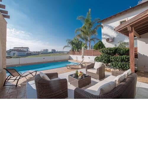 Villa Aloriti Enas - Stunning 3 Bedroom Ayia Thekla Villa with Private Pool - Close to the Beach