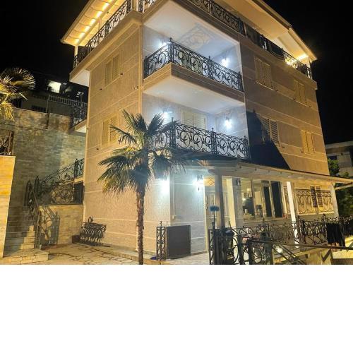 Villa Alvi Vlorë