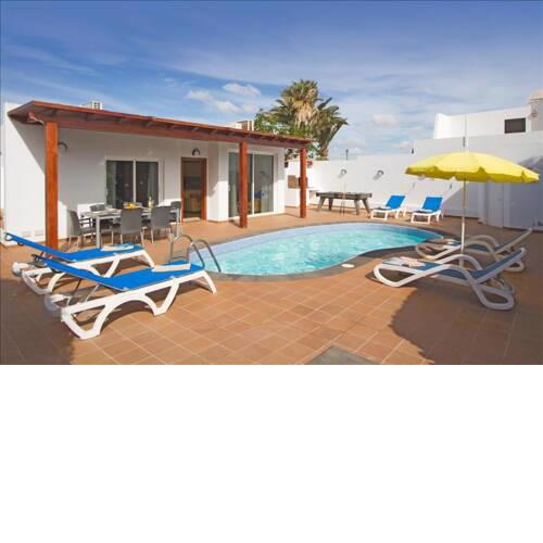 Villa Amanda - 3 Bedroom villa - Jacuzzi and heated pool - Pool table - Perfect for families