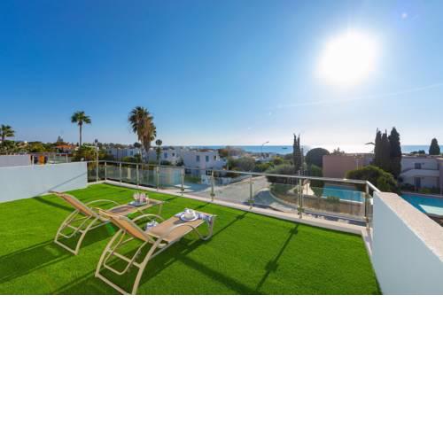 Villa Ammos, walking distance to the sea!