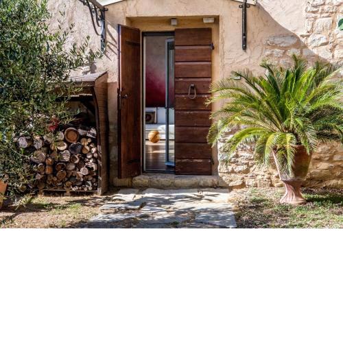 VILLA ANCORA Tenuta Lonciano
