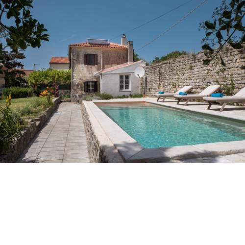 Villa Antiqua